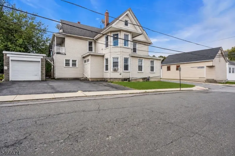 56 Summit Ave, Phillipsburg, NJ 08865 - #3