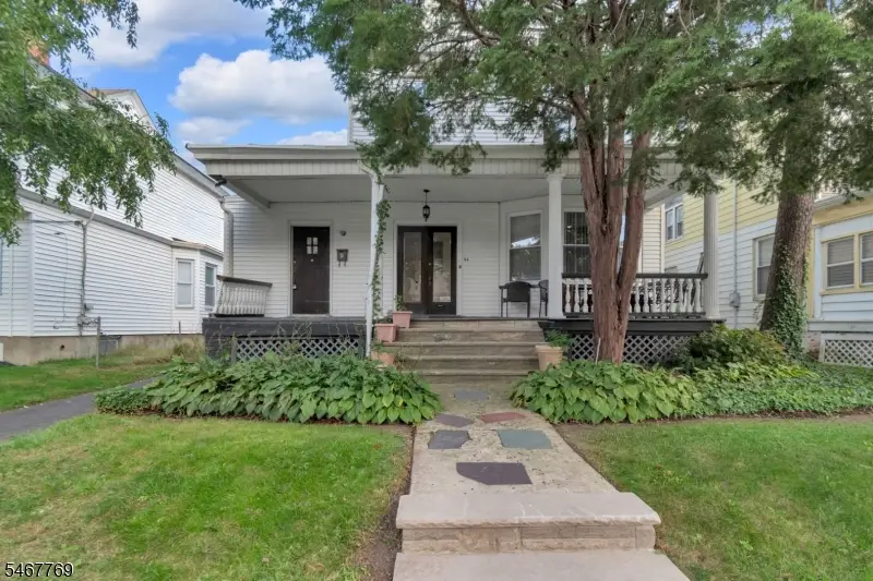 44 Oakland Terr, Newark, NJ 07106 - #2