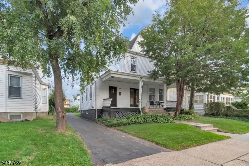 44 Oakland Terr, Newark, NJ 07106 - #3