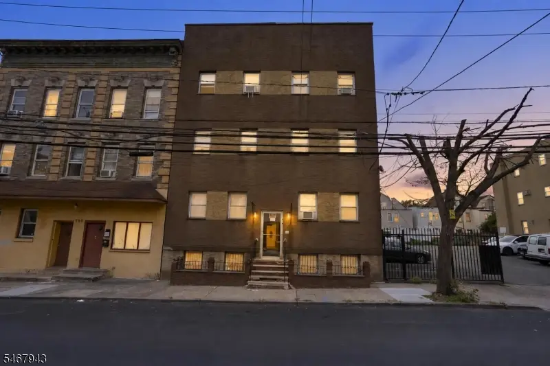 592 N 6th St, Newark, NJ 07107 - #1