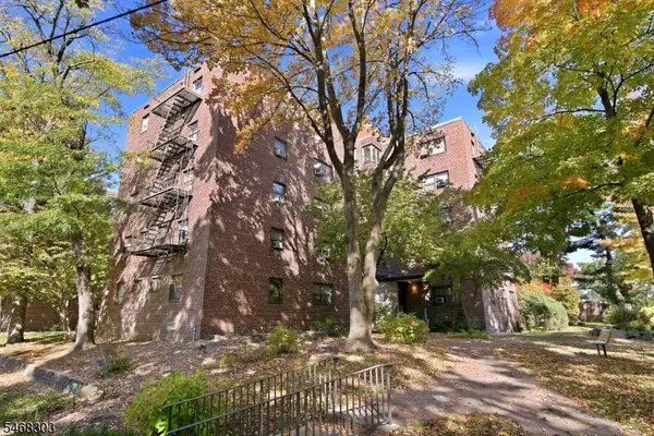 401 Park Pl #1E, Fort Lee Boro, NJ 07024