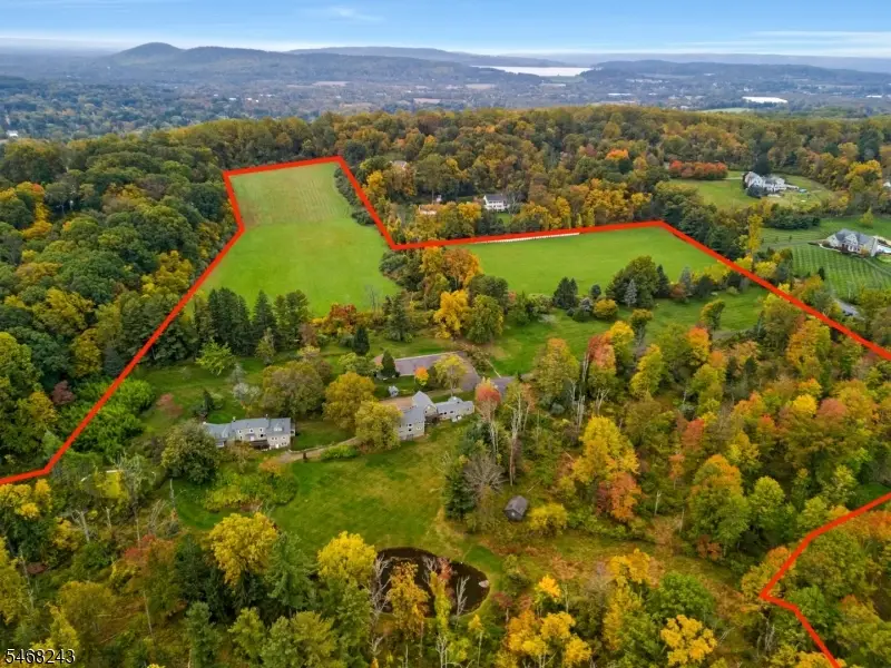 39 Still Hollow Rd, Tewksbury, NJ 08833 - #2