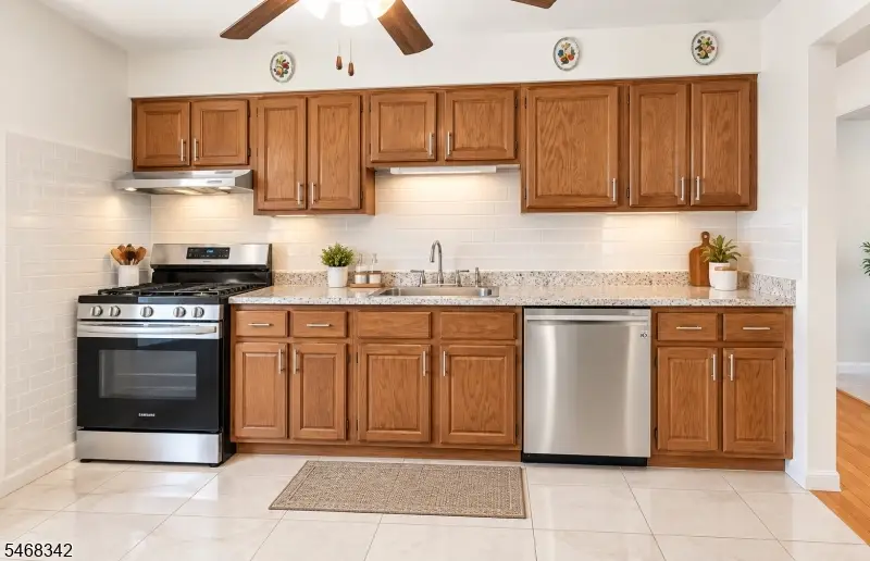 160 Stratton St, Piscataway, NJ 08854 - #2
