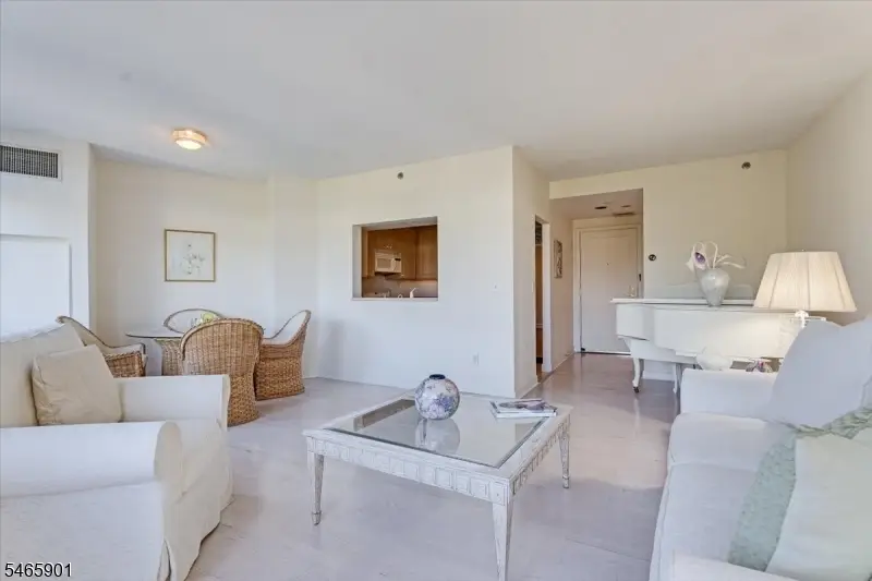 616 S Orange Ave, 7h #7H, Maplewood, NJ 07040 - #3
