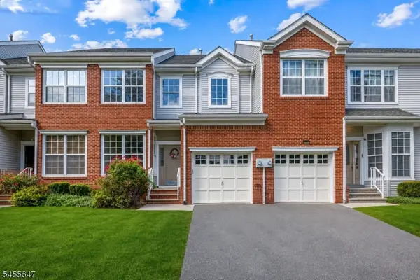 33 Gordon Cir, Parsippany-Troy Hills Twp., NJ 07054