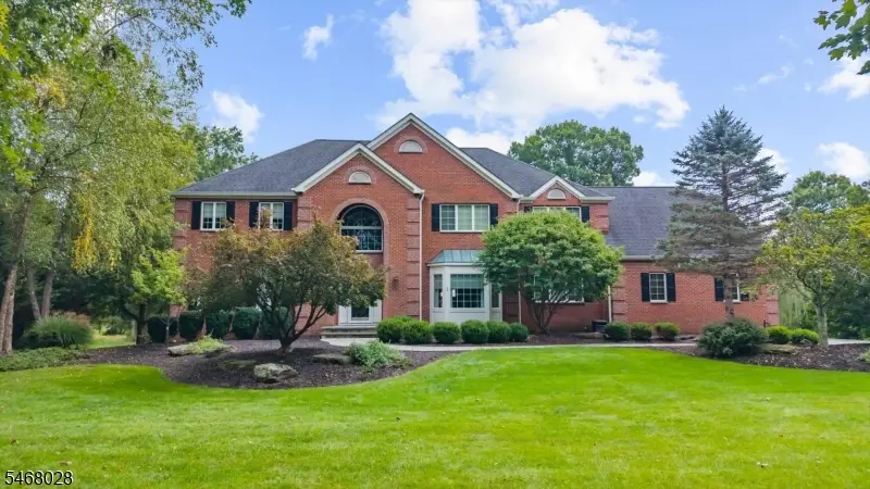 11 Huntington Dr, Clinton, NJ 08801 - #2