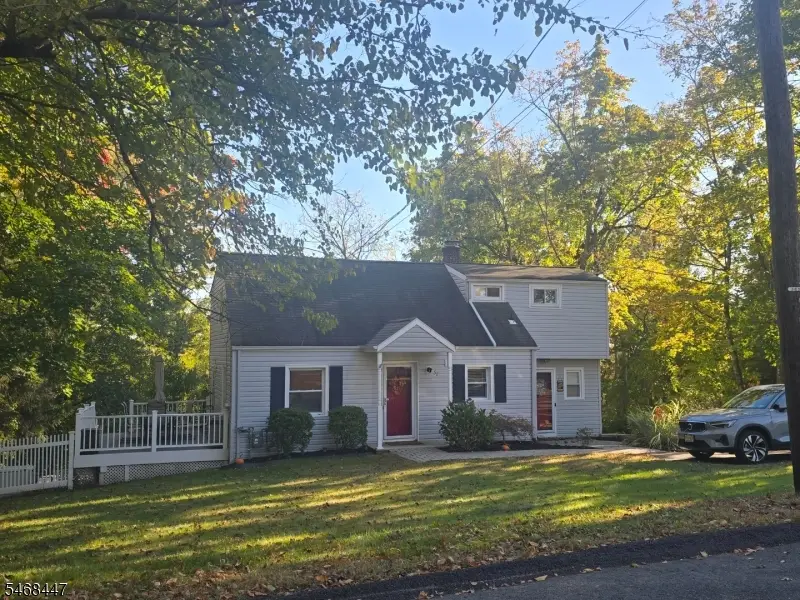 52 Lacey Ave, Gillette, NJ 07933 - #1