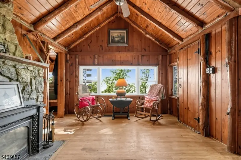 16 Glendale Rd, Hewitt, NJ 07421 - #2