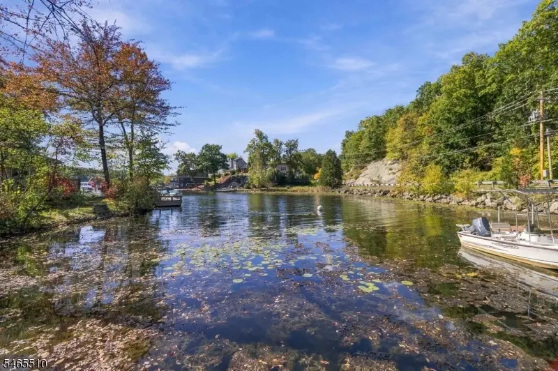12 Knollwood Pl, Hopatcong, NJ 07821 - #3