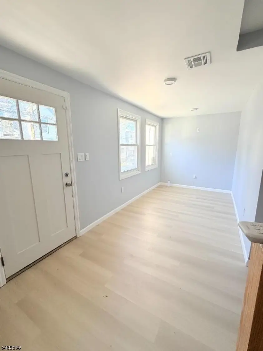 34 Tichenor Ter, Irvington, NJ 07111 - #2