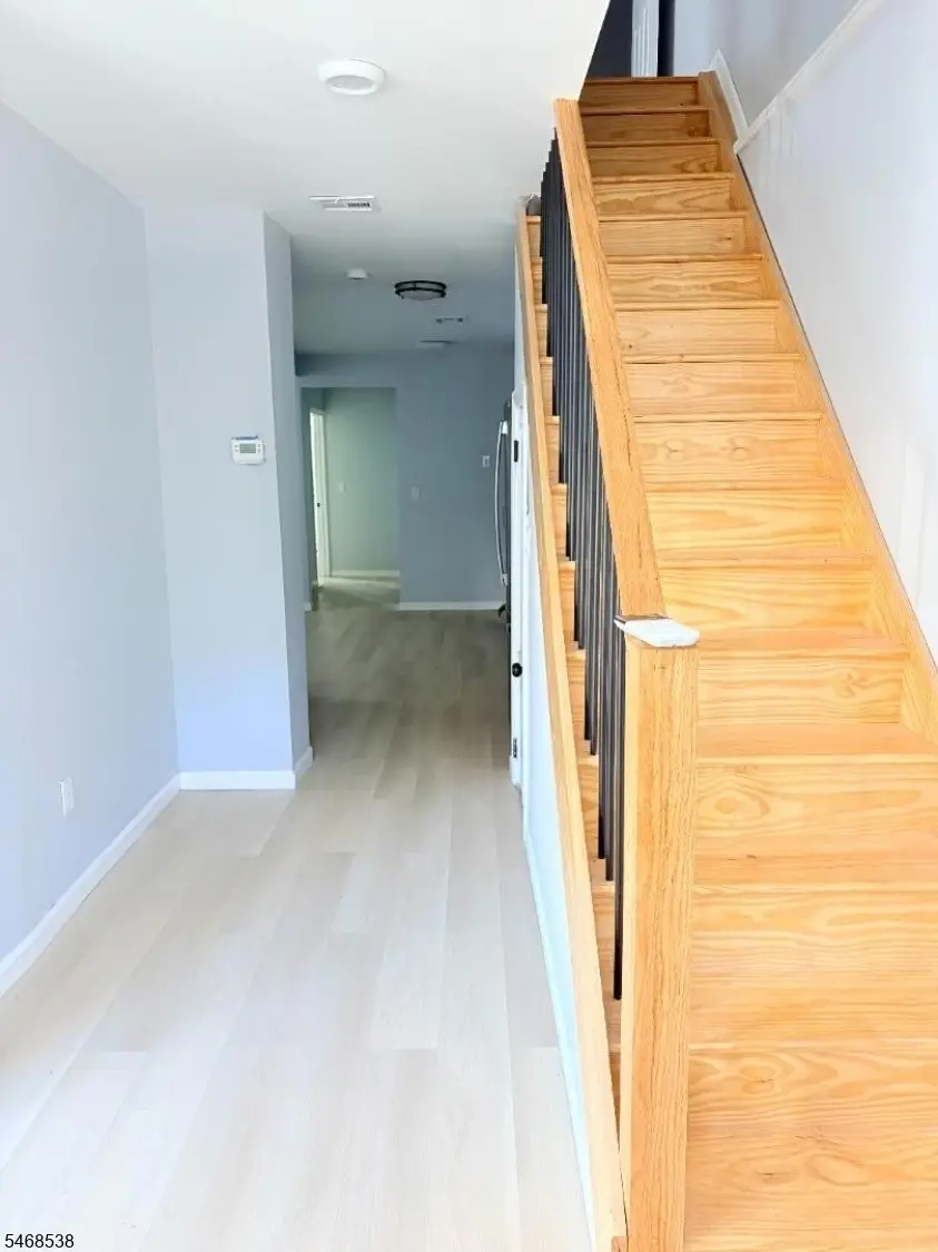 34 Tichenor Ter, Irvington, NJ 07111 - #3