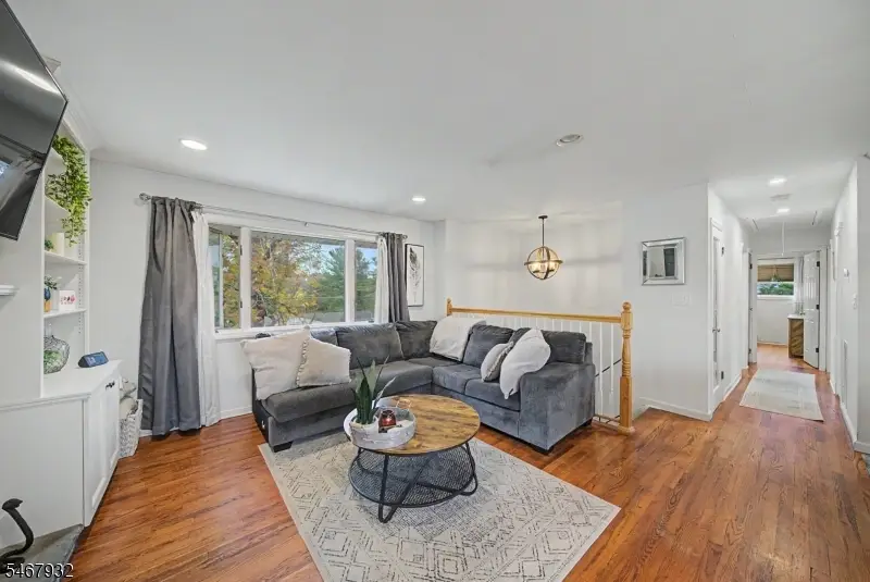31 Dogwood Dr, Newton, NJ 07860 - #3