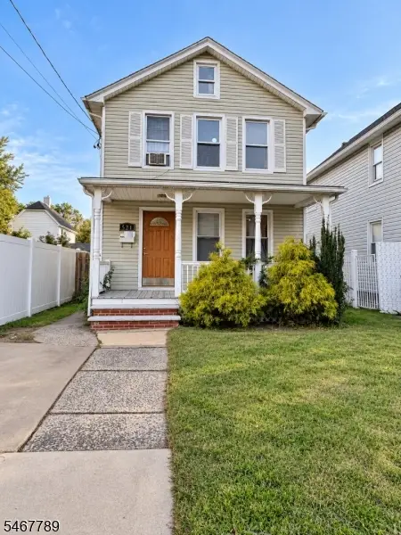 521 E 2nd St, Bound Brook, NJ 08805 - #1