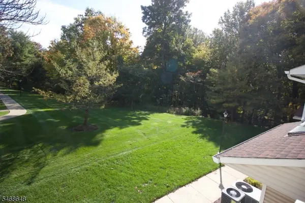 10 Quincy Ct, Bedminster Twp., NJ 07921