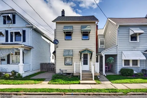 21 Henderson St, Phillipsburg Town, NJ 08865