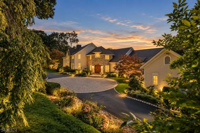 19-1 Heritage Ct, Bernardsville, NJ 07924 - #1