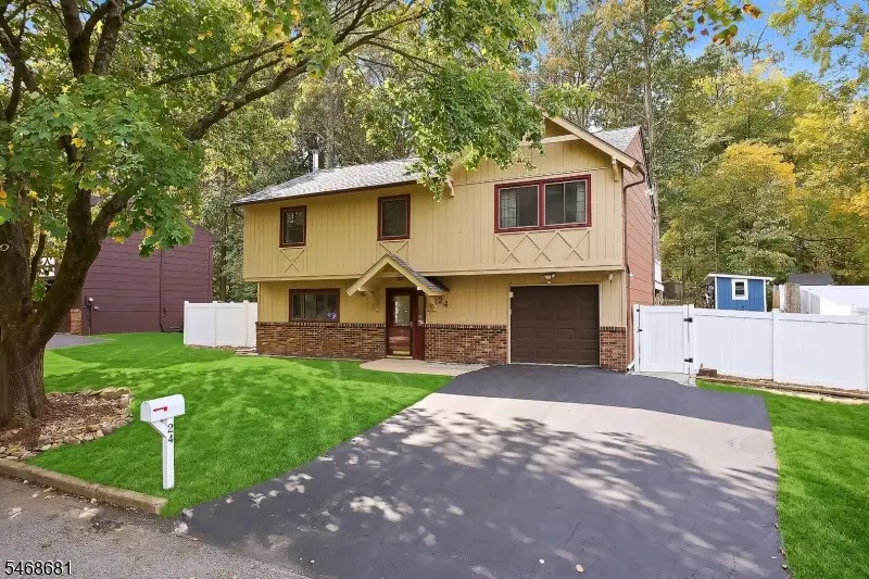 24 Mead Rd, Hopatcong, NJ 07843 - #2