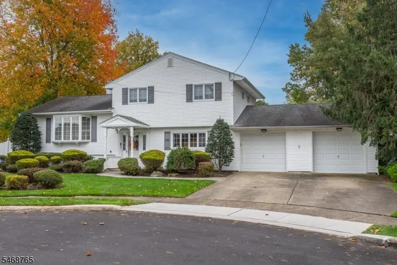 103 Sandra Dr, Totowa, NJ 07512 - #2