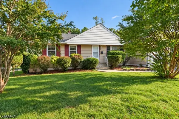 25 Valley View Rd, Hillside Twp., NJ 07205