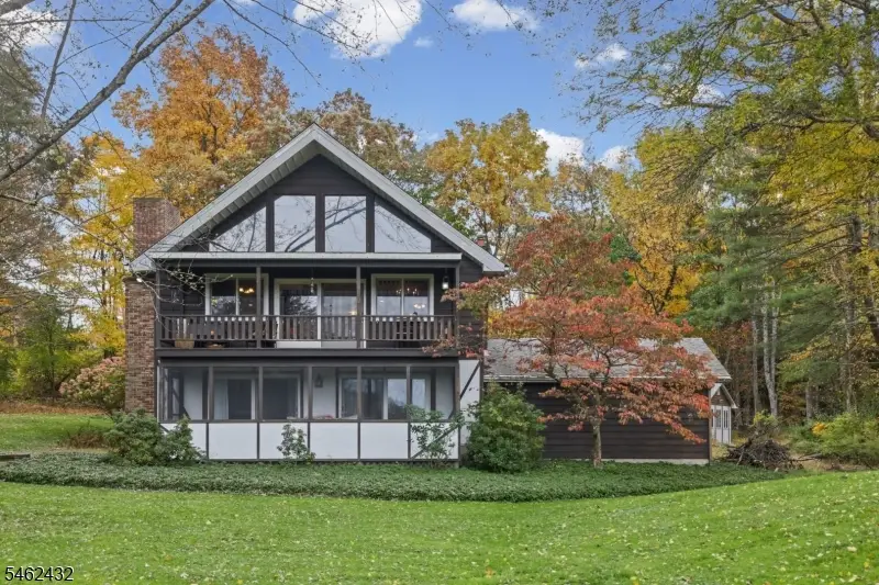 119 Overlook Dr, Montague, NJ 07827 - #3