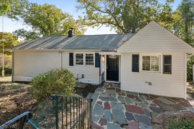 30 Sunset Trl, Rockaway, NJ 07866 - #1