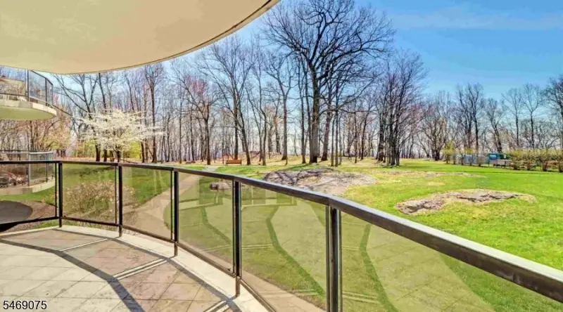 2 Claridge Dr. 1le #1LE, Verona, NJ 07044 - #1