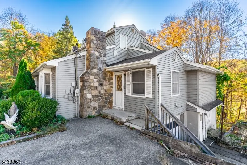 38 Highland Lakes Rd, Highland Lakes, NJ 07462 - #3