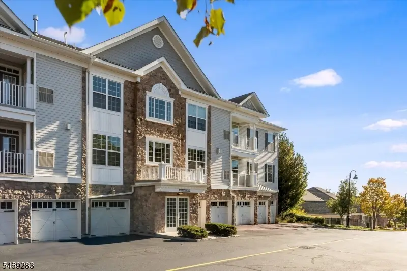 98 Quarry Dr #B2, Woodland Park, NJ 07424 - #2