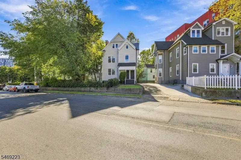 75 Washington St, East Orange, NJ 07017 - #2