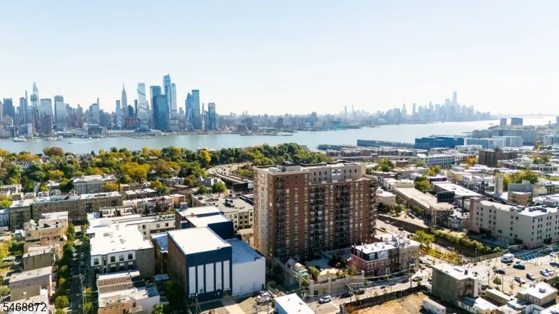 3312 Hudson Ave #8L, Union City, NJ 07087 - #3