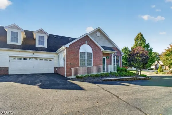 69 Samson Dr, Raritan Twp., NJ 08822