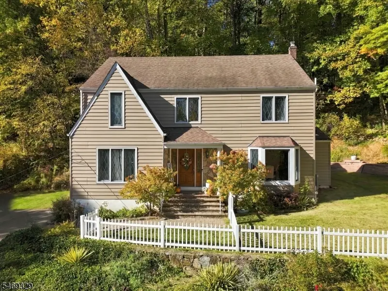 49 Raynor Rd, Morris, NJ 07960 - #1