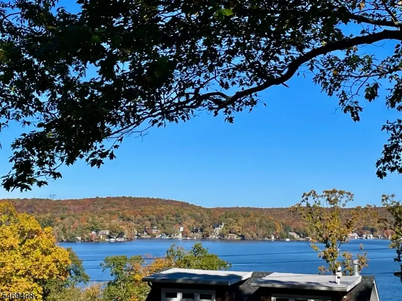 16 Lakeview Rd, Hopatcong, NJ 07843 - #3