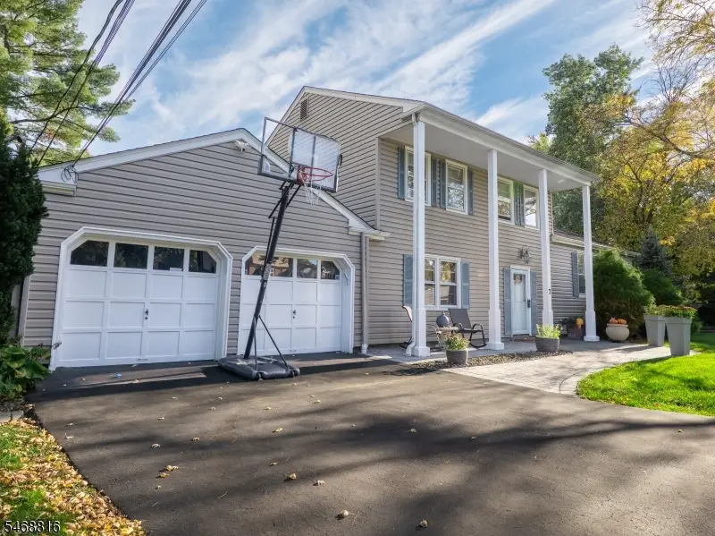 7 Fernwood Pl, Parsippany, NJ 07054 - #3