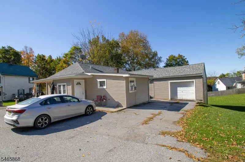 22 King Cole Rd, Hamburg, NJ 07419 - #2
