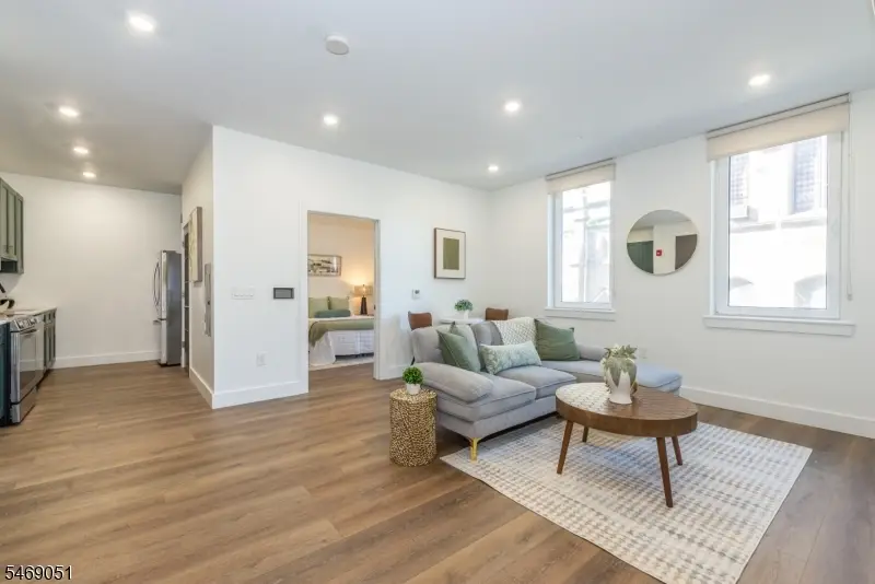 21 Lincoln Park #101, Newark, NJ 07102 - #1