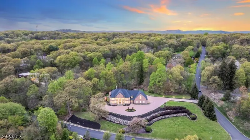 19 Amira Ln, Kinnelon, NJ 07405 - #3