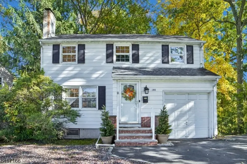 188 N Livingston Ave, Livingston, NJ 07039 - #1