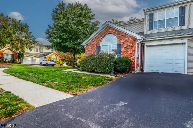 257 Luton Way, Franklin, NJ 08873 - #3
