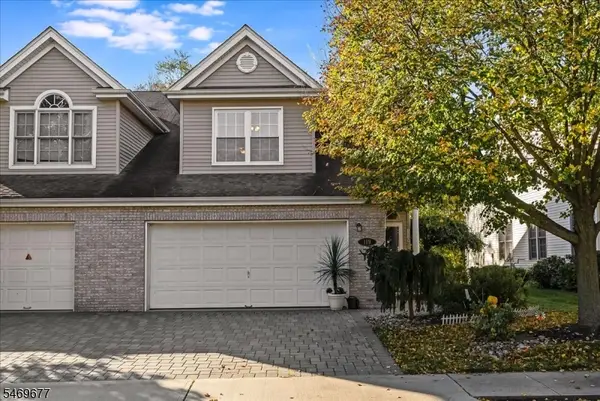 119 Saratoga Ct, Franklin Twp., NJ 08873