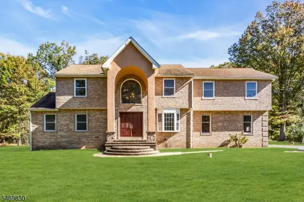 79 Cherry Brook Dr, Montgomery Twp., NJ 08540