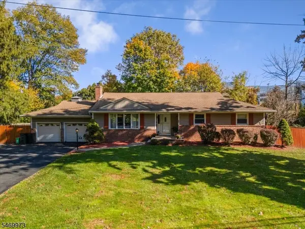 63 Sun Valley Way, Morris Plains Boro, NJ 07950