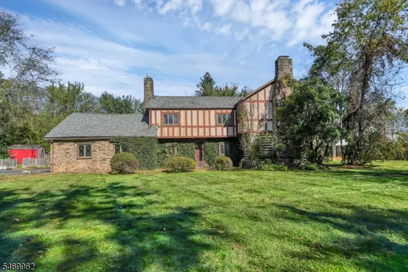 4 Boss Rd, East Amwell, NJ 08551 - #1