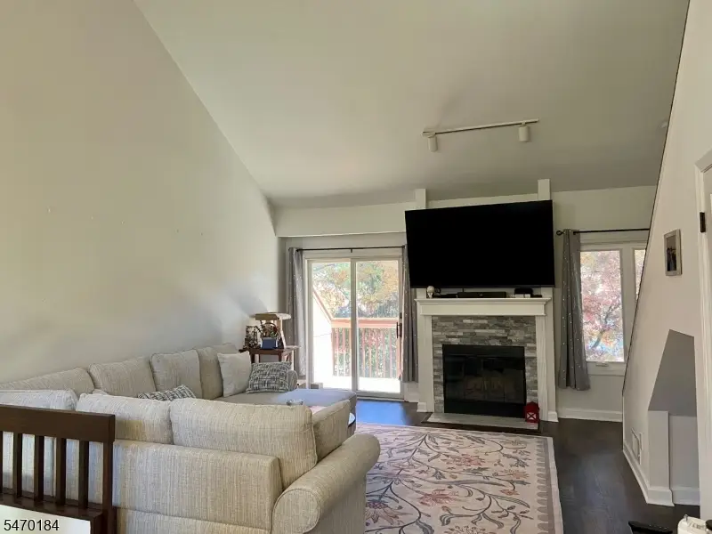 18 Pine Hollow Court, Oak Ridge, NJ 07438 - #2