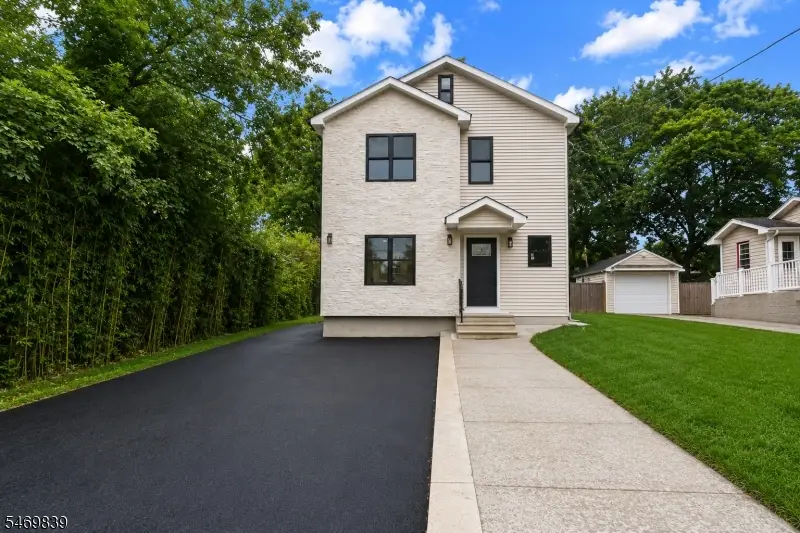 25 Oneida Ave, Lake Hiawatha, NJ 07034 - #2