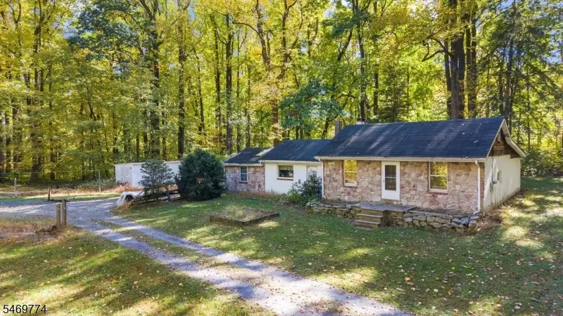 419 Mine Rd, Bethlehem, NJ 08802 - #1