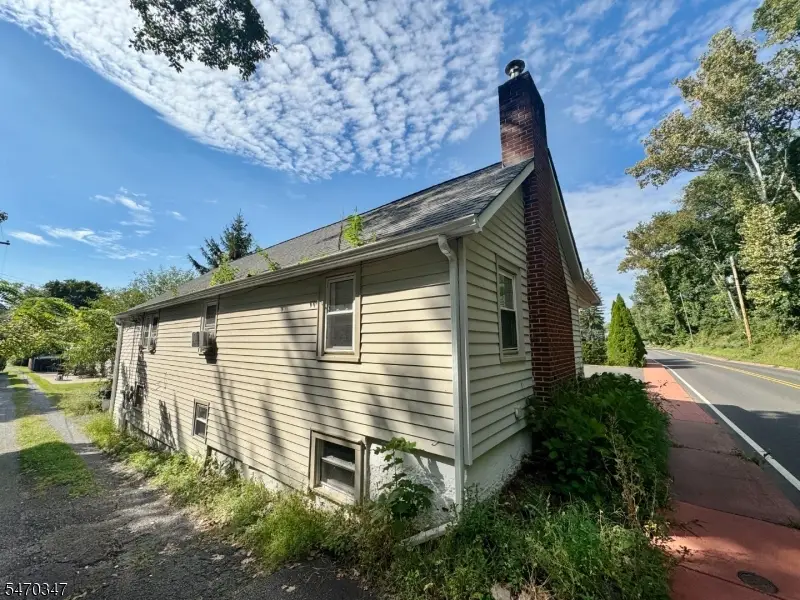 609 Milford Rd, Frenchtown, NJ 08825 - #1