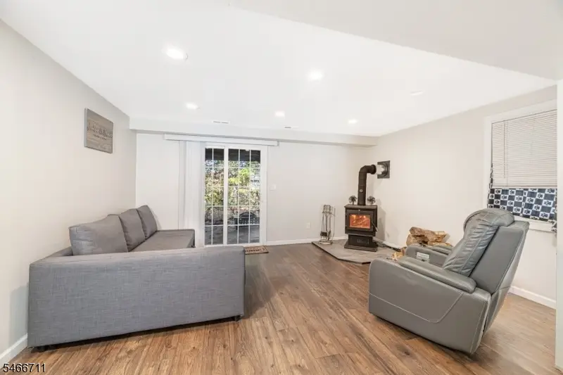 27 Evergreen Rd, Vernon, NJ 07462 - #3