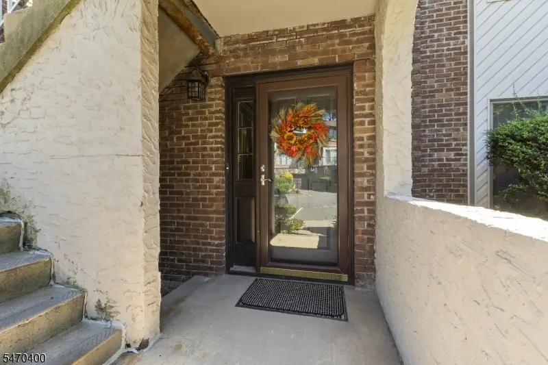 900 Valley Rd #3, Clifton, NJ 07013 - #1