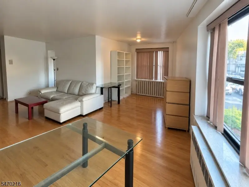 1541 Lemoine Ave #1E, Fort Lee, NJ 07024 - #3